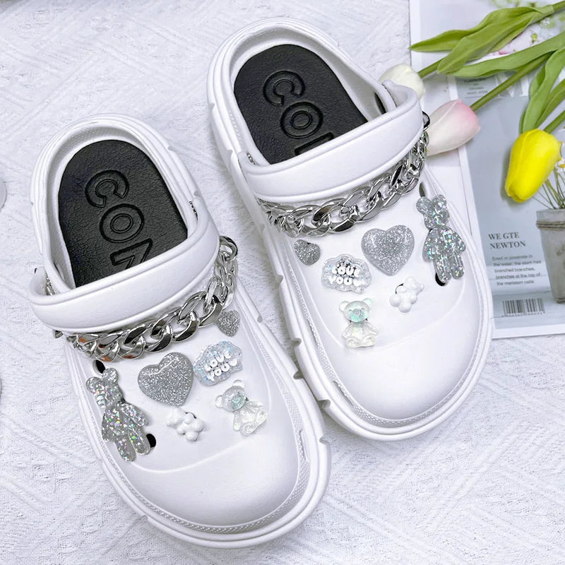 Fashion Charms Sandals 2024 New Clog Shoes Outdoor Women Slippers Thick Sole High Quality Summer Sandals For Girls