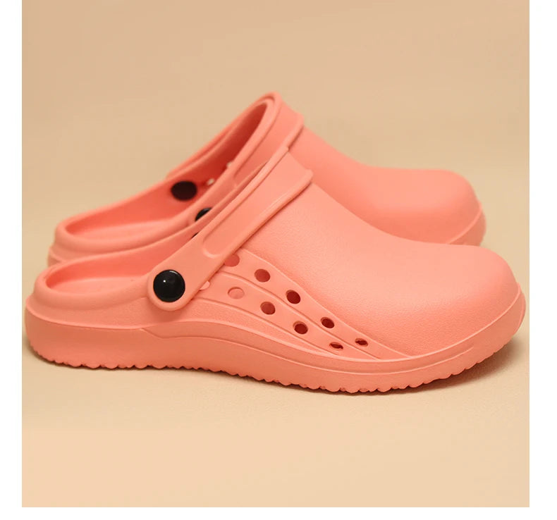 Slip Resistant Laboratory Doctor Clogs Women Men EVA Medical Shoes Ultra Light Surgical Shoes Breathable Garden Work Slippers