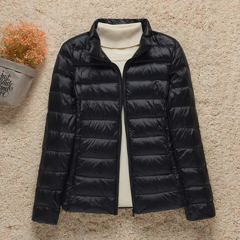 2023 New Fashion Female Cold Jacket Women Winter Light White Duck Down Jacket Slim Puffer Jacket Portable Windproof Down Coat