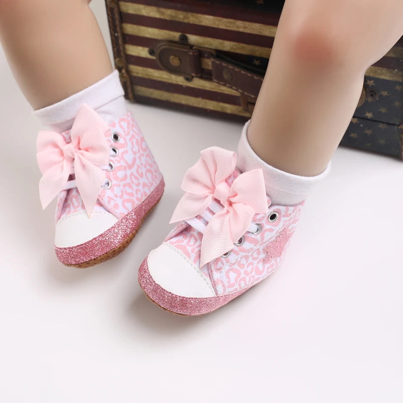 Spring and Autumn Women's Baby Casual Sports Shoes Soft Sole Anti slip Indoor and Outdoor Walking Shoes First Step Walking Shoes