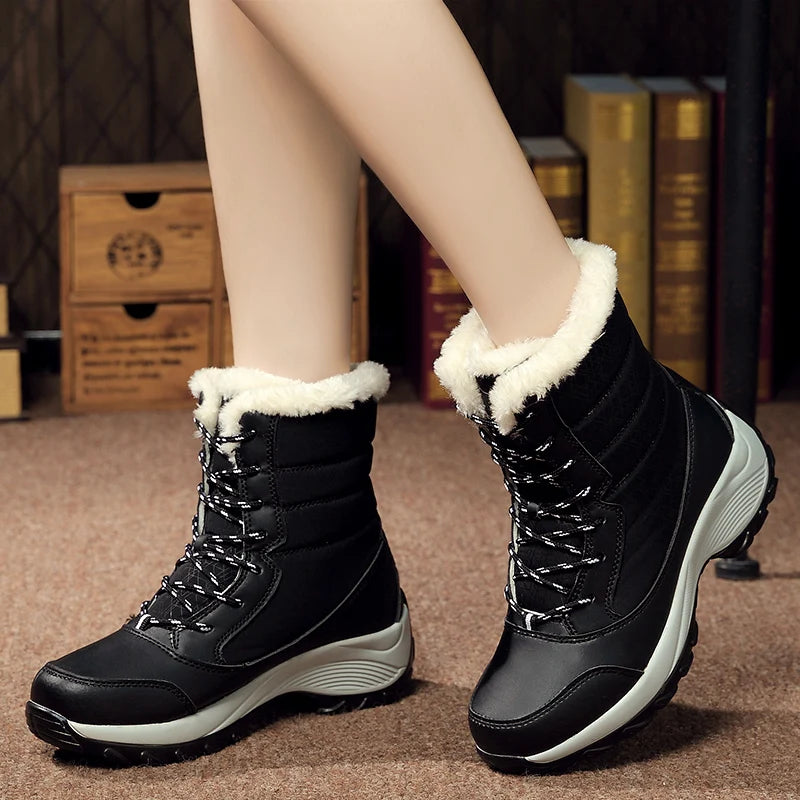 Snow boots women's boots winter warm plush plus size outdoor casual boots anti-slip high-top cotton boots women's cotton shoes