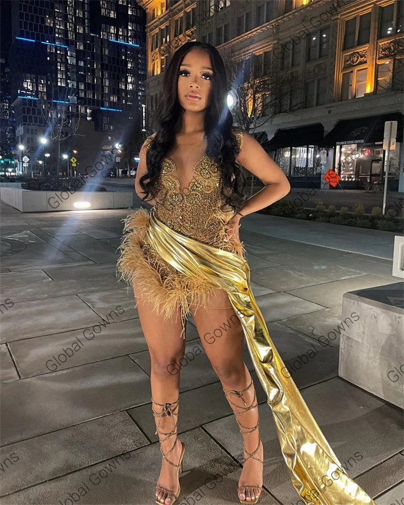 Gold Sweetheart Short Prom Dress For Black Girls Bead Crystal Feathers Birthday Party Dresses With Tail Min Cocktail Customized