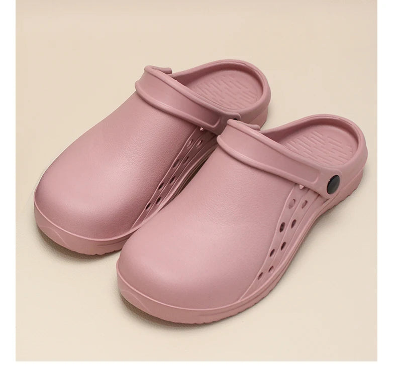 Slip Resistant Laboratory Doctor Clogs Women Men EVA Medical Shoes Ultra Light Surgical Shoes Breathable Garden Work Slippers