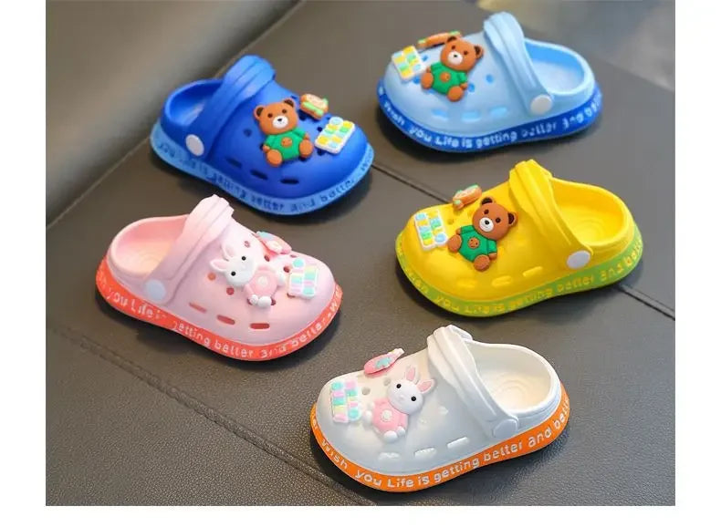 Children's Slippers Cute Cartoon Girls Boys with Soft Soles Baby Bags Perforated Shoes Home and Baby Sandals