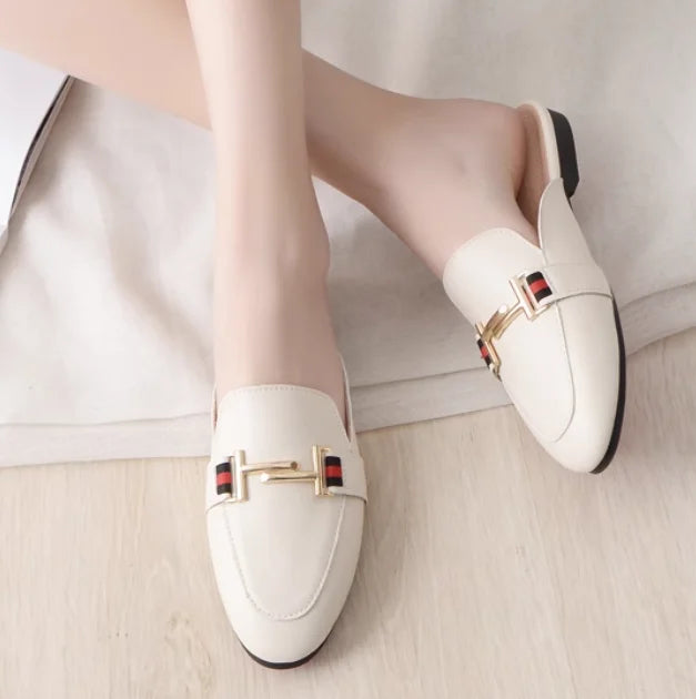 Women's British And European Style Mules Closed Toe Metal Chain Slippers Flat Outdoor Shoes In Brown White Black Round Toe 44 35