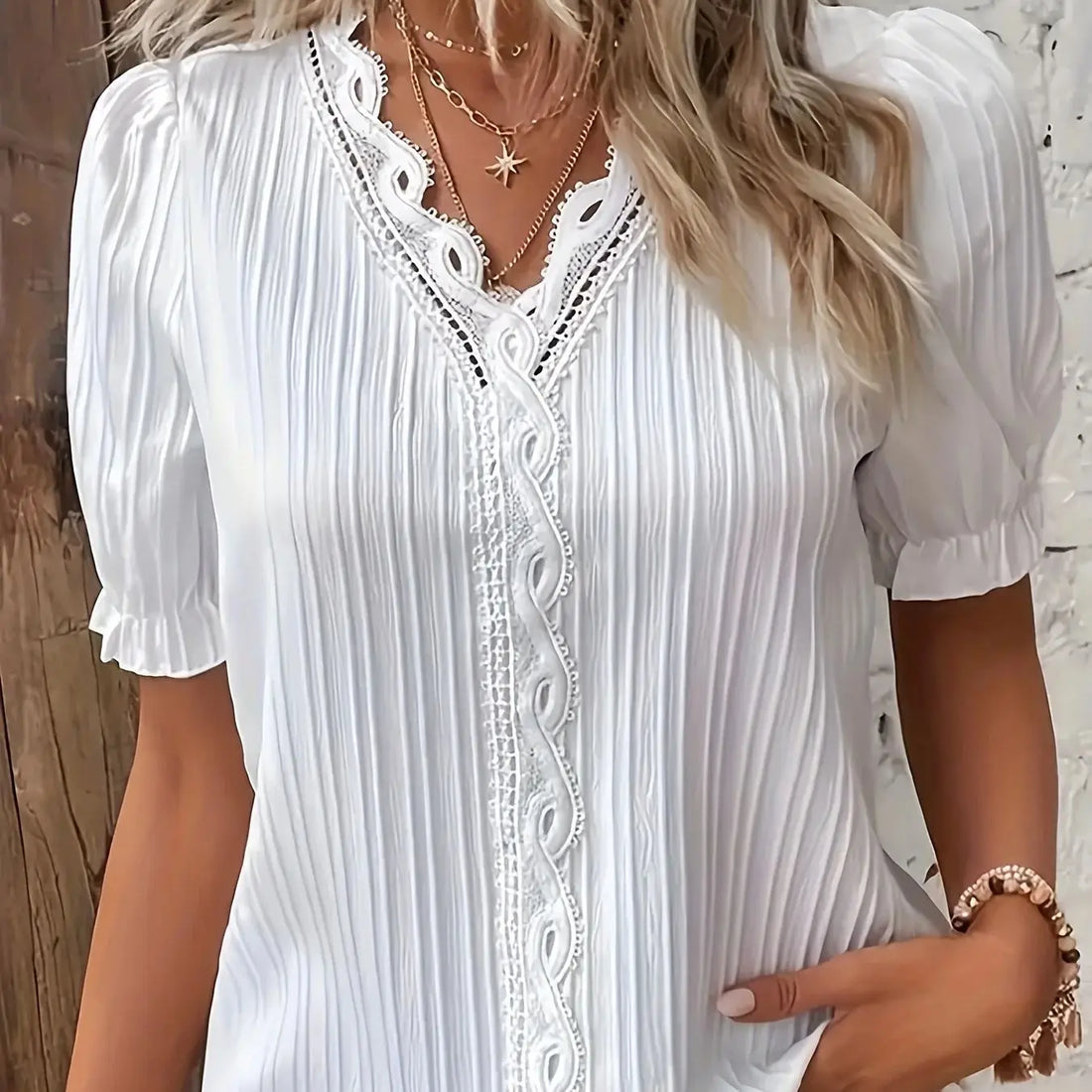 Plus Size Spring and summer new  short sleeved elegant and fashionable women's top