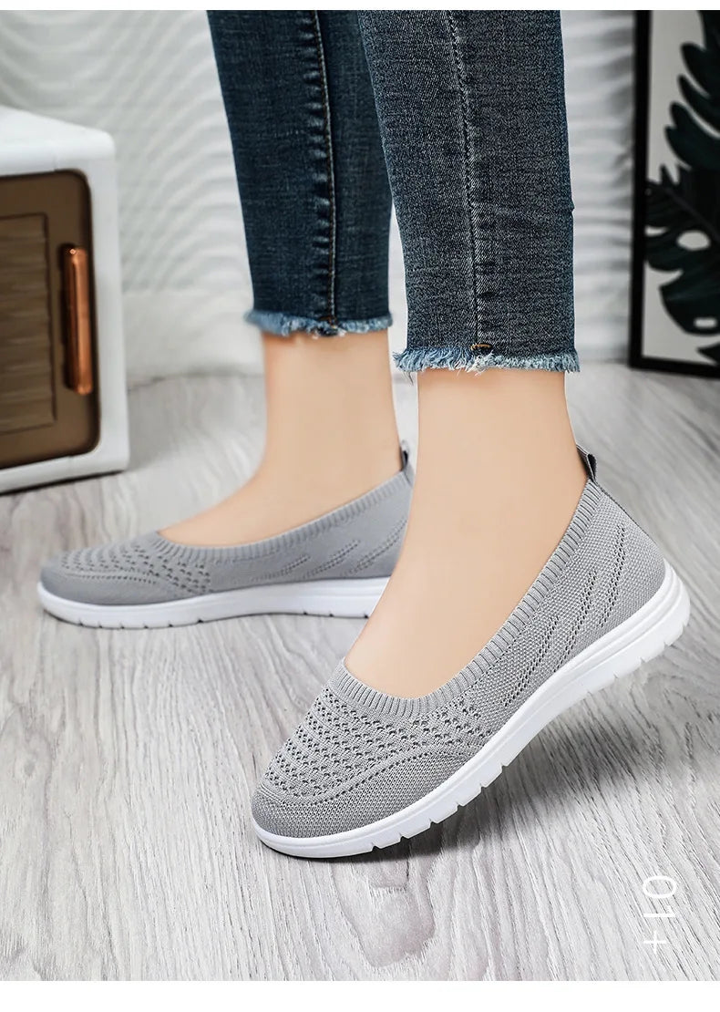 Women's Slip On Solid Color Shoes Summer Fashion Mesh Breathable Casual Shoes Walking Non Slip Platform Sandals Flats Loafers