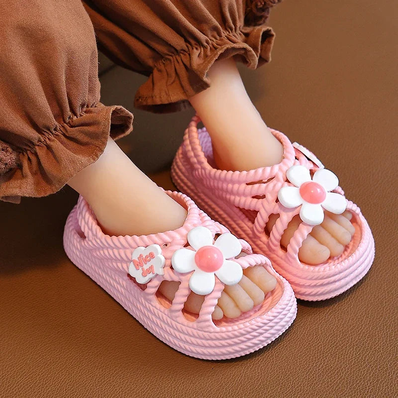 Children's Slippers Summer Girls and Boys Bathroom Home Anti slip Beach Shoes Soft Soled Baby Sandals