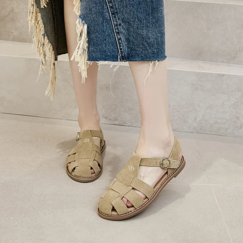 AIYUQI Flat-soled Retro Genuine Leather Hollow Baotou Sandals Women's 2024 New Hollow Pig Cage Women's Sandals