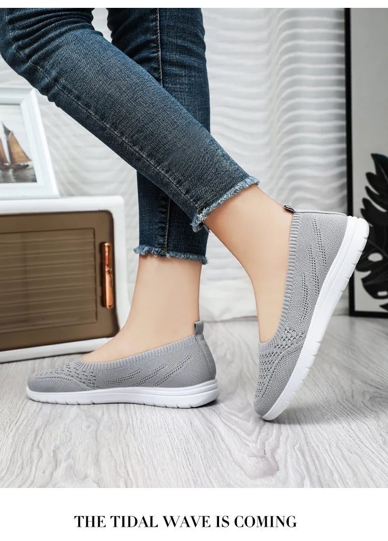 Women's Slip On Solid Color Shoes Summer Fashion Mesh Breathable Casual Shoes Walking Non Slip Platform Sandals Flats Loafers