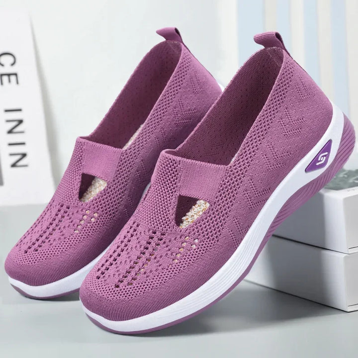 Women's Spring/Summer New Breathable and Comfortable, Mom's Single Shoes, Soft Sole, Casual Mesh Hollow Women's Shoes