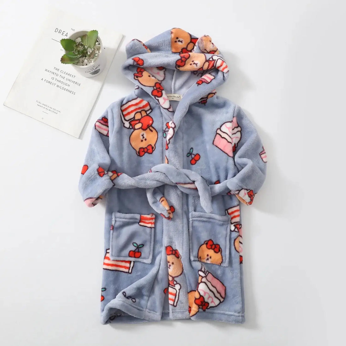 New Autumn Winter Kids Hooded Flannel Bathrobe Baby Bath Robes Boys Girls Cute Cartoon Soft Warm Pajamas Long Sleeve Towel Robe