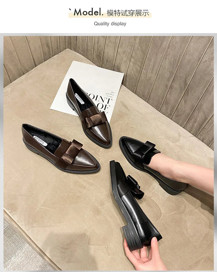 Retro Bowknot oxfords woman flats slip on thick heels loafers british pointed toe small leather shoes women plus size 42