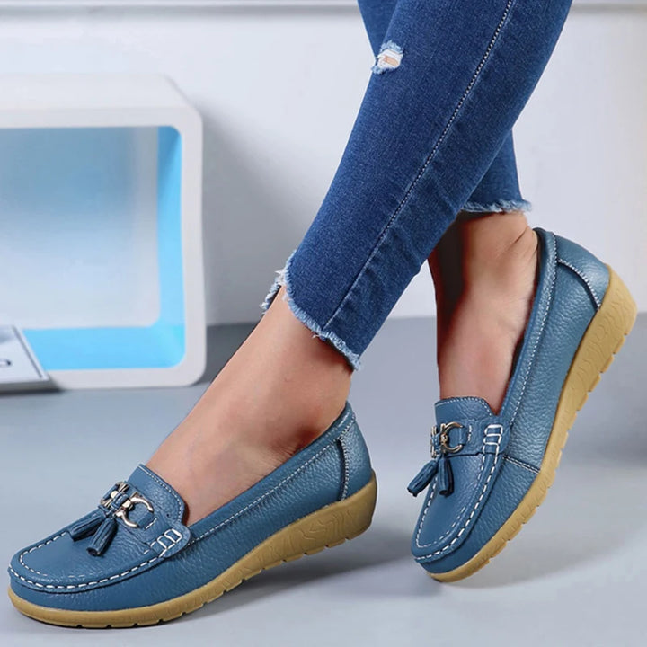 Women Flats Fashion Genuine Leather Wedge Retro Women Shoe Tassel Women's loafers Slip On Soft Women's moccasins Plus Size