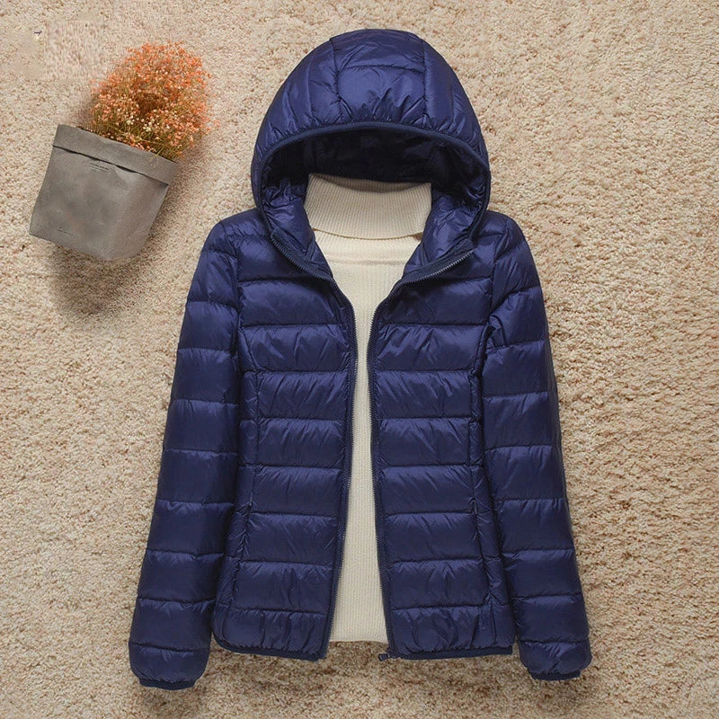 2023 New Fashion Female Cold Jacket Women Winter Light White Duck Down Jacket Slim Puffer Jacket Portable Windproof Down Coat