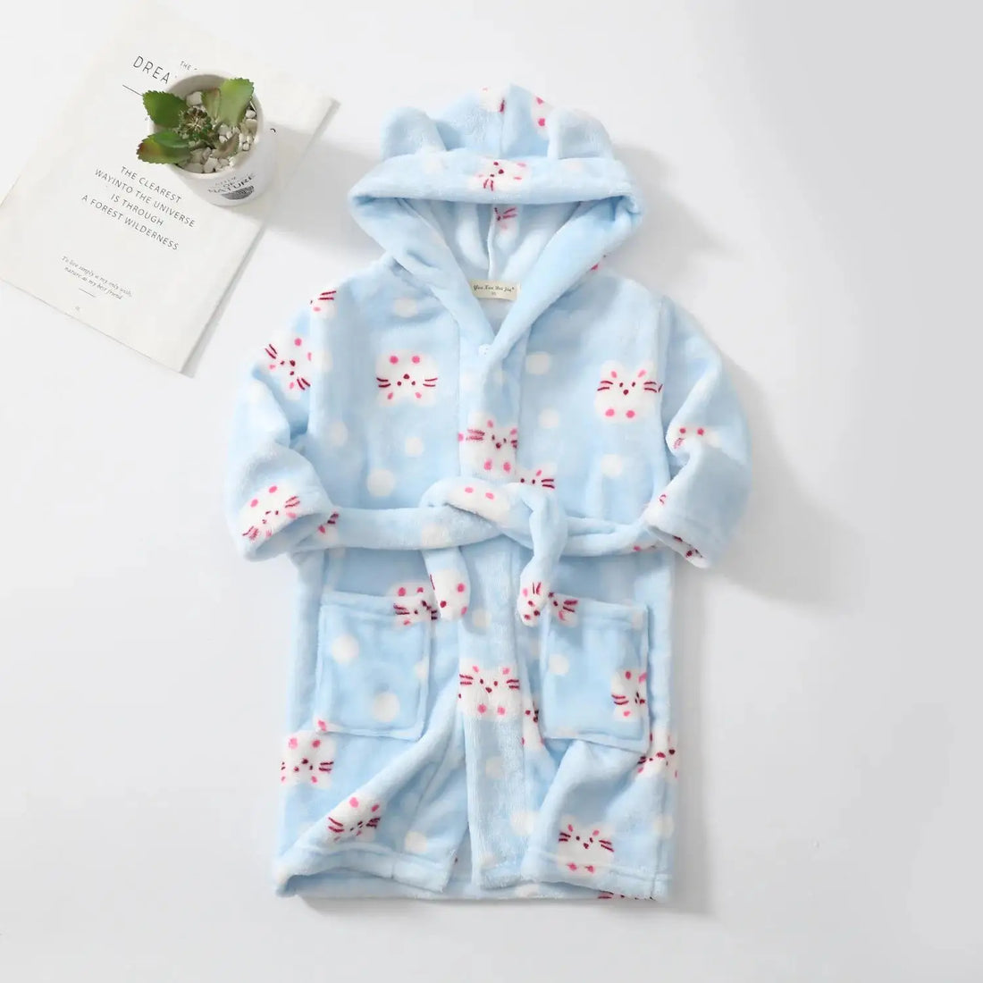 New Autumn Winter Kids Hooded Flannel Bathrobe Baby Bath Robes Boys Girls Cute Cartoon Soft Warm Pajamas Long Sleeve Towel Robe